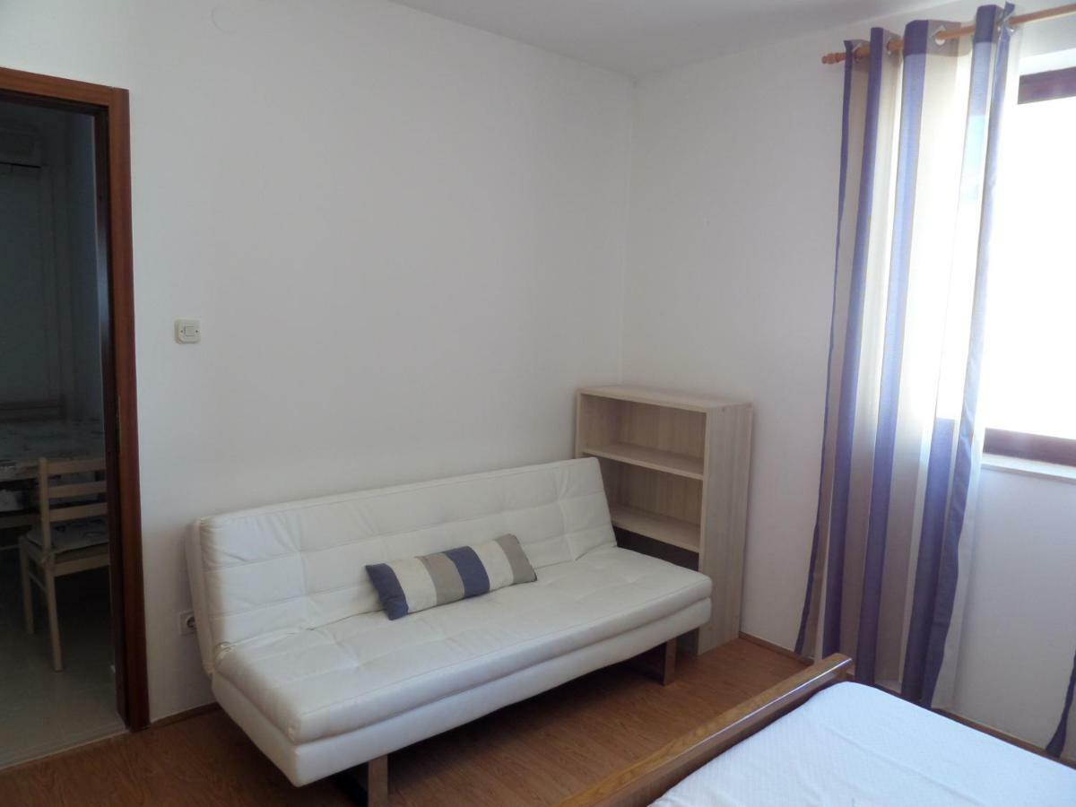 Apartmani Lili Малий Лошинь Екстер'єр фото